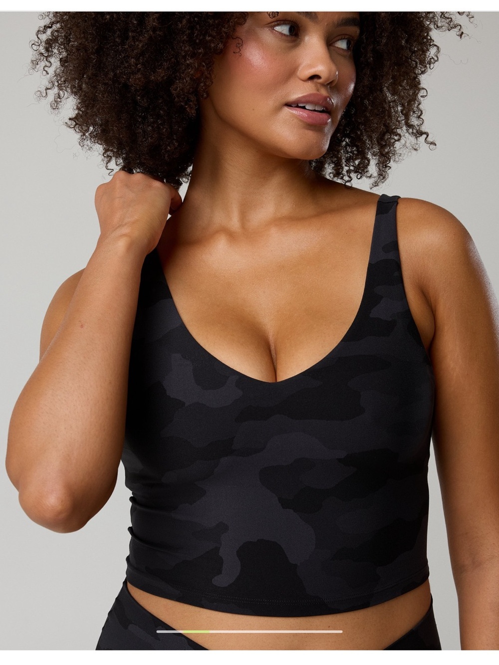 🩶 🔥 AE AERIE Black Camouflage V-Neck Crop Tank
